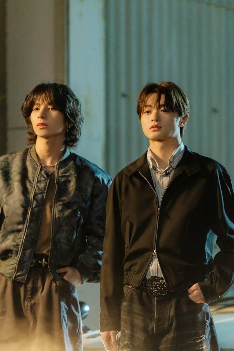starglow_bmsg's tweet photo. 📸‘Good Boys Anthem’ Behind Photo 2

🎬Music Video
https://t.co/FOB6wK7Ckg

Thank you✨
@shinahiro426 @shoji_stkgz @SkyHidaka

#STARGLOW
#SG_GoodBoysAnthem https://t.co/gLFOpDnLwq
