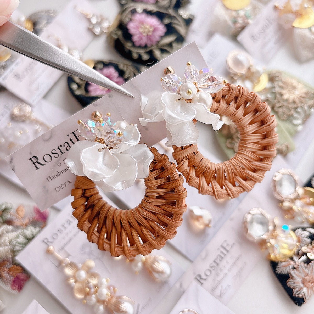rian3_21's tweet photo. おまたせいたしました✨
#ZOZOTOWN で完売していたアクセサリーたち再販いたしました！💕
人気アイテムはすぐに売切れてしまいますのでぜひお早めにチェックしてくださいませ💖

https://t.co/XSeP6bEwjd

#ハンドメイド #ハンドメイド作家 #ハンドメイドアクセサリー https://t.co/gx5HESb3Mk