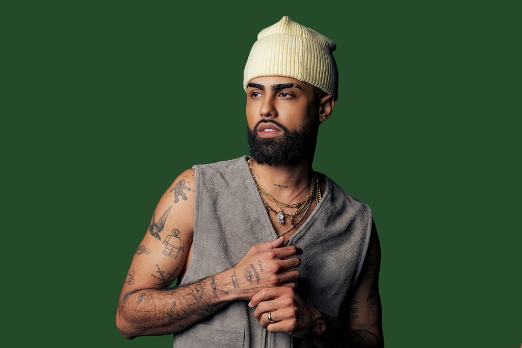 generation_n's tweet photo. 🚨 New Music Alert! 🚨

@jaywheelerpr just dropped La Voz Favorita, a 24-track album packed with romance, nostalgia, reggaetón, R&B, and trap. Featuring collaborations with Mora and other artists, the project celebrates the sound that made him “La Voz Favorita” for millions of fans. 🎶❤️  https://t.co/GoEqLuOQer

#GenÑ #JayWheeler #LaVozFavorita #LatinMusic #PuertoRico