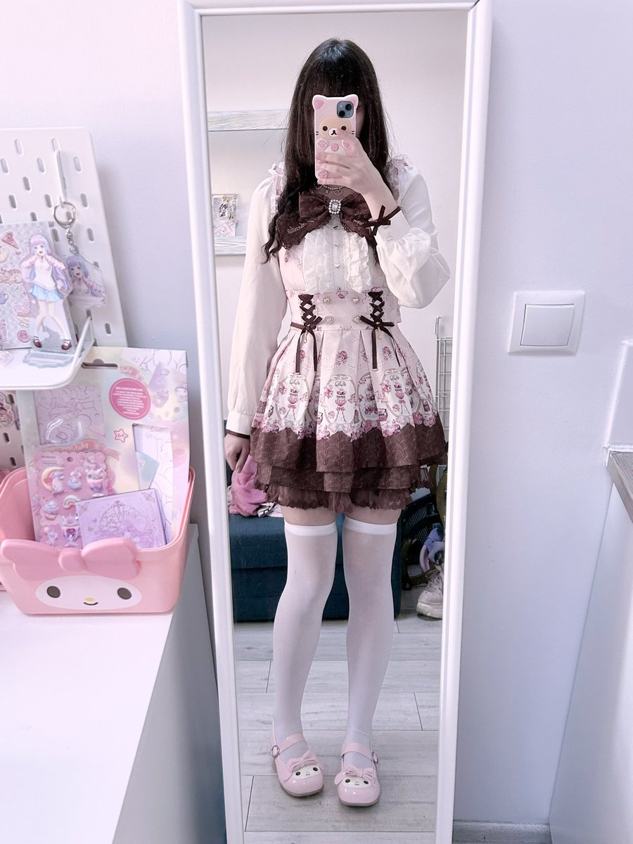 niadolette's tweet photo. I love faceless pics ❤︎₊ ⊹ https://t.co/Ujcyat3htf