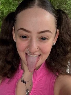 tsdomain's tweet photo. @neomigaia @cognacwoodss She’s jealous and I can see why.. and why tf she messaging you on Instagram https://t.co/fnihvXccl3