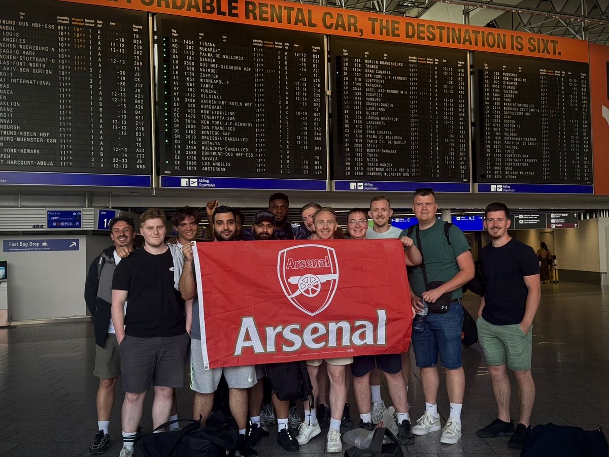 MattBatchelor6's tweet photo. We’re on our way 🇭🇺 https://t.co/Z3RUHhr7tw