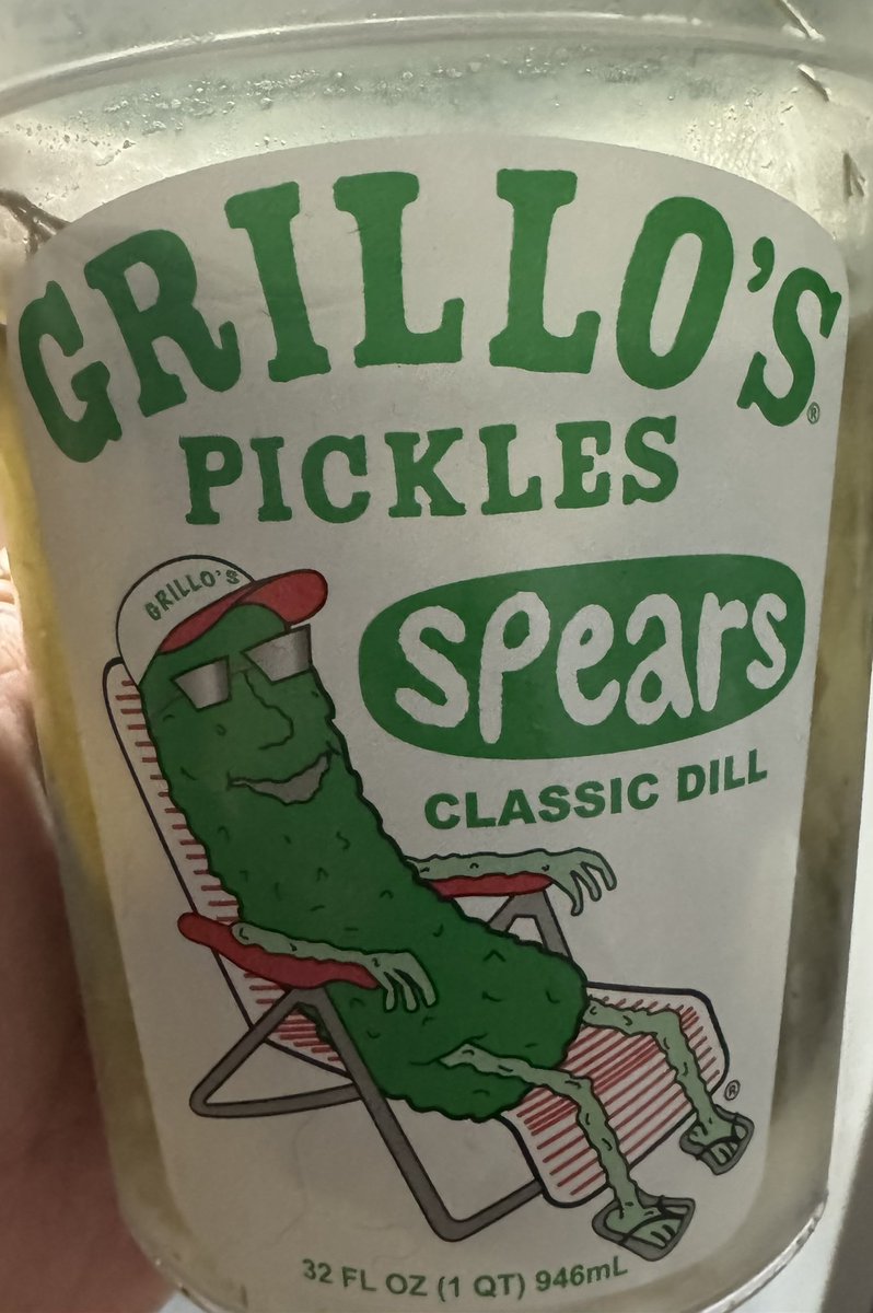 lmess22's tweet photo. Used to be staunchly a Claussen pickle guy..would not purchase another pickle. There is now legitimate competition. Well done @GrillosPickles #TheyreABigDill https://t.co/9fypExIEg9