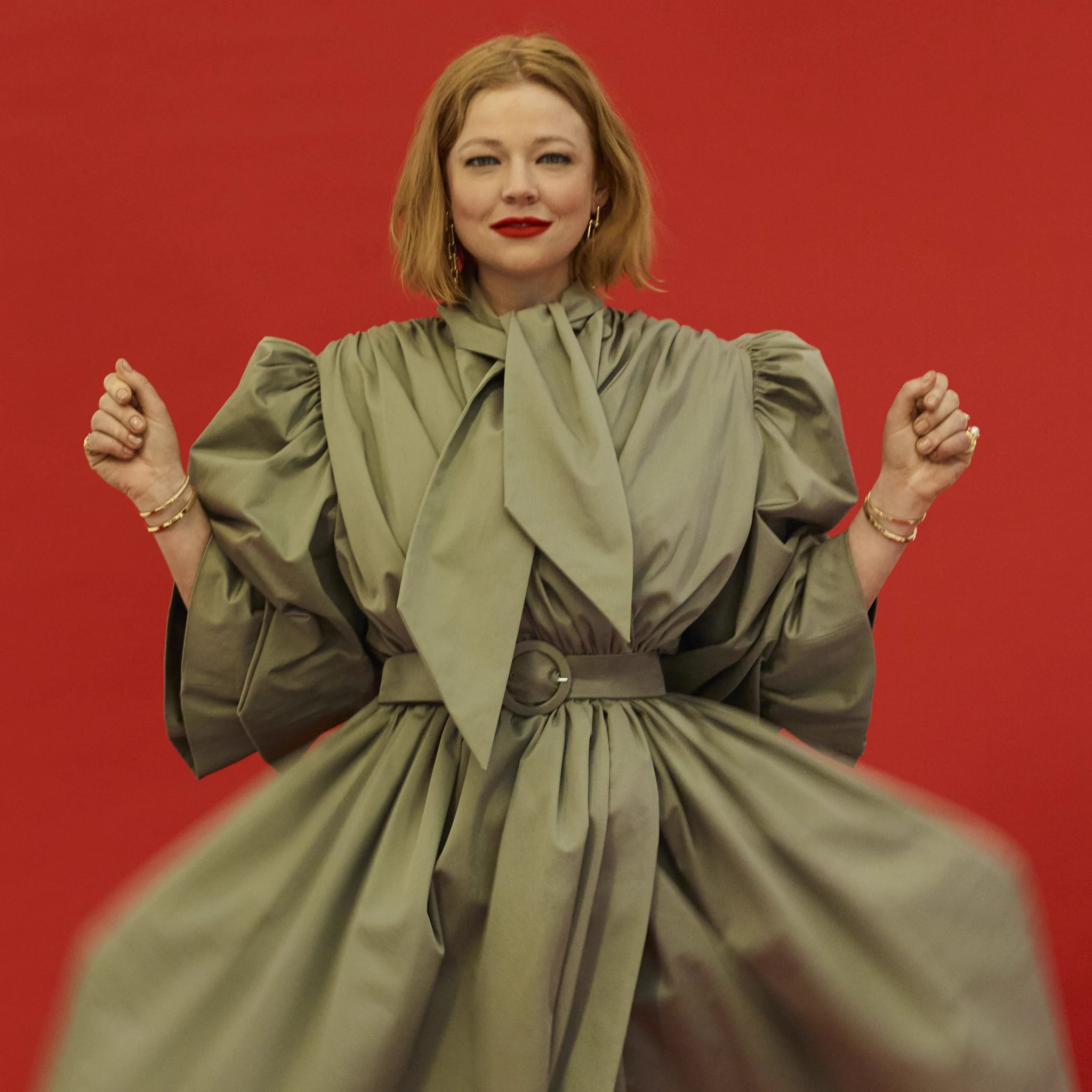 sarah snook green dress Film Updates on X: 