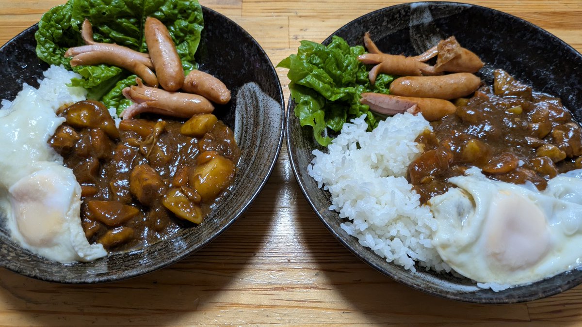 abaab117's tweet photo. 昨日参観日後ランチは、
お家ご飯。
盛り付けとか、お洒落にご飯作るの苦手だけど、
息子がタコさん、カニさんウインナー食べたいらしいので、加工してみたら、案の定足は引きちぎれたし、ちょっと残念…。
だけど満面の笑みで喜んでくれた😊 https://t.co/nOFjLvYWMI