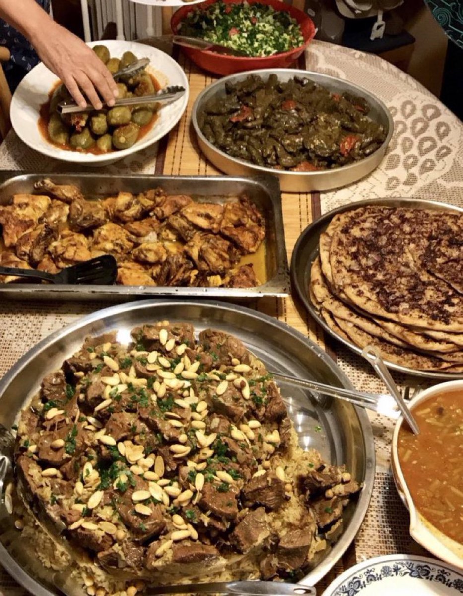 NiqabNancy's tweet photo. Shabbat Shalom from Gaza, where we are currently experiencing a famine.

This is all I had to eat tonight. https://t.co/L6bpvCxaBg