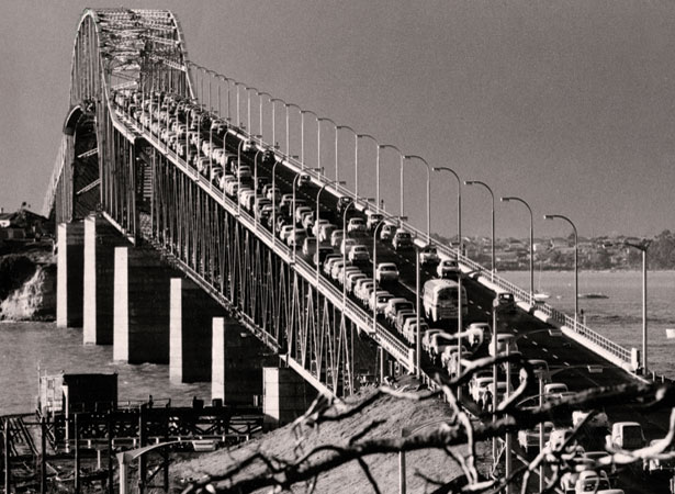 WebTaniwha's tweet photo. Happy 67th birthday to the Auckland Harbour Bridge! Opened on 30 May 1959, this critical link across the Waitematā now carries over 170,000 vehicles per day. Best wishes old friend and here's to the next 67 years! @nztaaklnth 🎂 🙏 https://t.co/NVqTIxvSmW