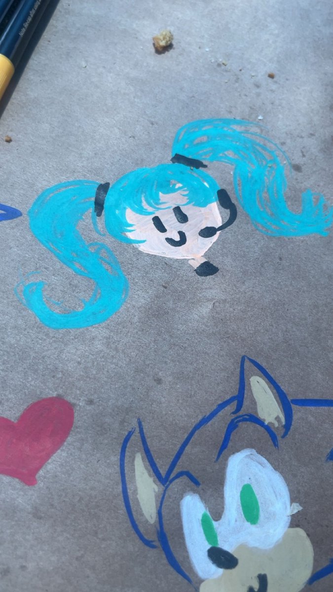 Vis_OCs's tweet photo. Being an artist keeps kids entertained https://t.co/EBZ1VCJoL3