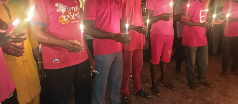 radiobiafralive's tweet photo. Candlelight Vigil in Ebonyi Biafra land, Honours Biafra Remembrance Day

We never forget 

#BiafraRemembranceDay
#BiafraHeroesDay https://t.co/iPy06zTE7c