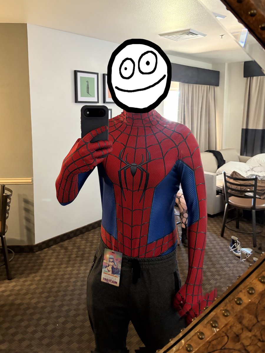 therealchoopo's tweet photo. The spǐdęr returns https://t.co/riqphEWFxD