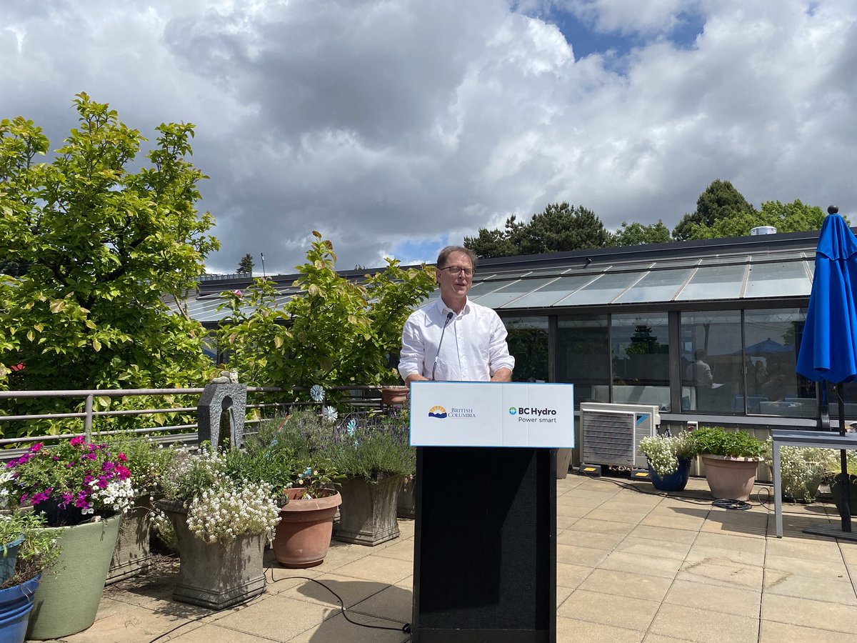 adriandix's tweet photo. At Holy Family Hospital today, we saw energy efficiency in action☀️: 370 rooftop solar panels, 85% lower carbon emissions and more resident comfort. Through @bchydro’s Power Smart 2.0, we’re helping people and organizations save energy and money. 🏥

https://t.co/JImBcFB64b https://t.co/3XhnEpbg7V