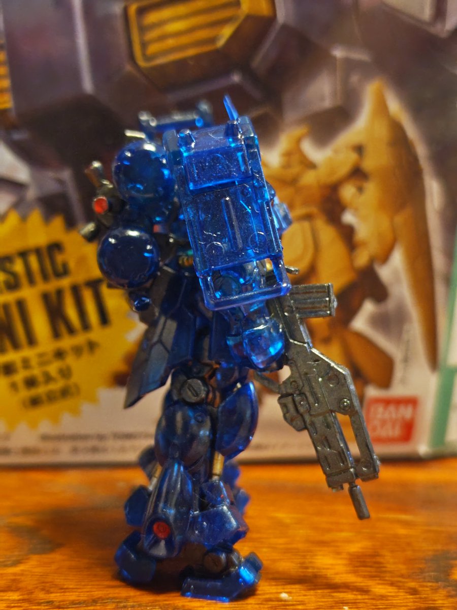 tomchan_499's tweet photo. #ガンダムアーティファクト
ギラ・ドーガ(レズン専用機)　レアカラーをクリアブルーで塗装。 https://t.co/6SrlYYJnVh