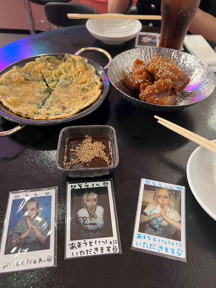amau3_sol's tweet photo. 店員さんもお料理も最高だった〜🤤🍑
#カムサmomoニダ https://t.co/ltkOukDWUl