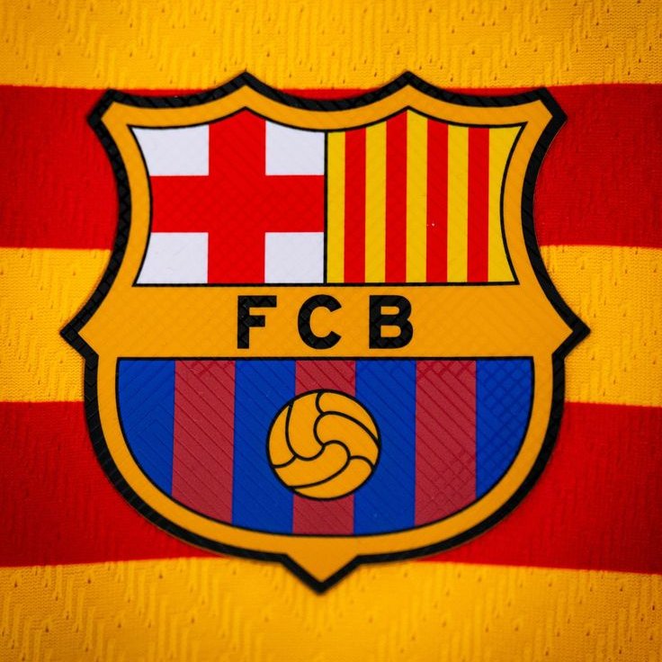 BlaugranaXtra_'s tweet photo. 🚨💣 BREAKING: Luka Vušković is Barcelona's main target for Center-Back position next season. #BTimee 🇭🇷🔥

- [ SPORT ] 📰 https://t.co/B7vYFjn00P