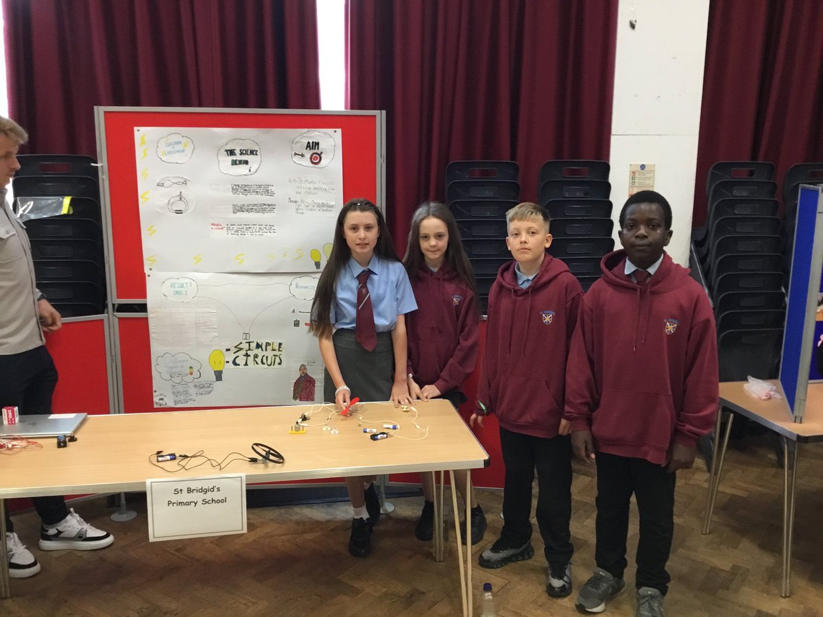 StAidansHigh's tweet photo. Well done to all our P7 STEM groups  who participated in our P7 Science Fayre.  Many thanks to our amazing Science faculty and our young STEM leaders for all their support .#seekingthebest💫 https://t.co/NMV0mSzrxJ