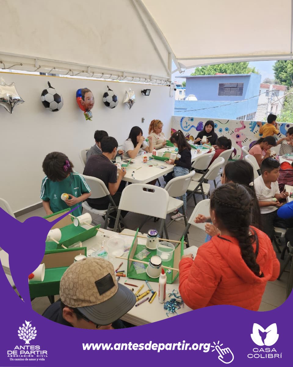 AntesDePartirAC's tweet photo. 🧡 El juego también es una forma de acompañar. Hoy, a través de un futbolito, generamos un espacio para que los beneficiarios y sus hermanos convivieran, se activaran y compartieran un momento distinto.🧡

#CáncerInfantil #AcompañamientoReal #MomentosQueCuentan #Fútbol https://t.co/56j68qbkqn