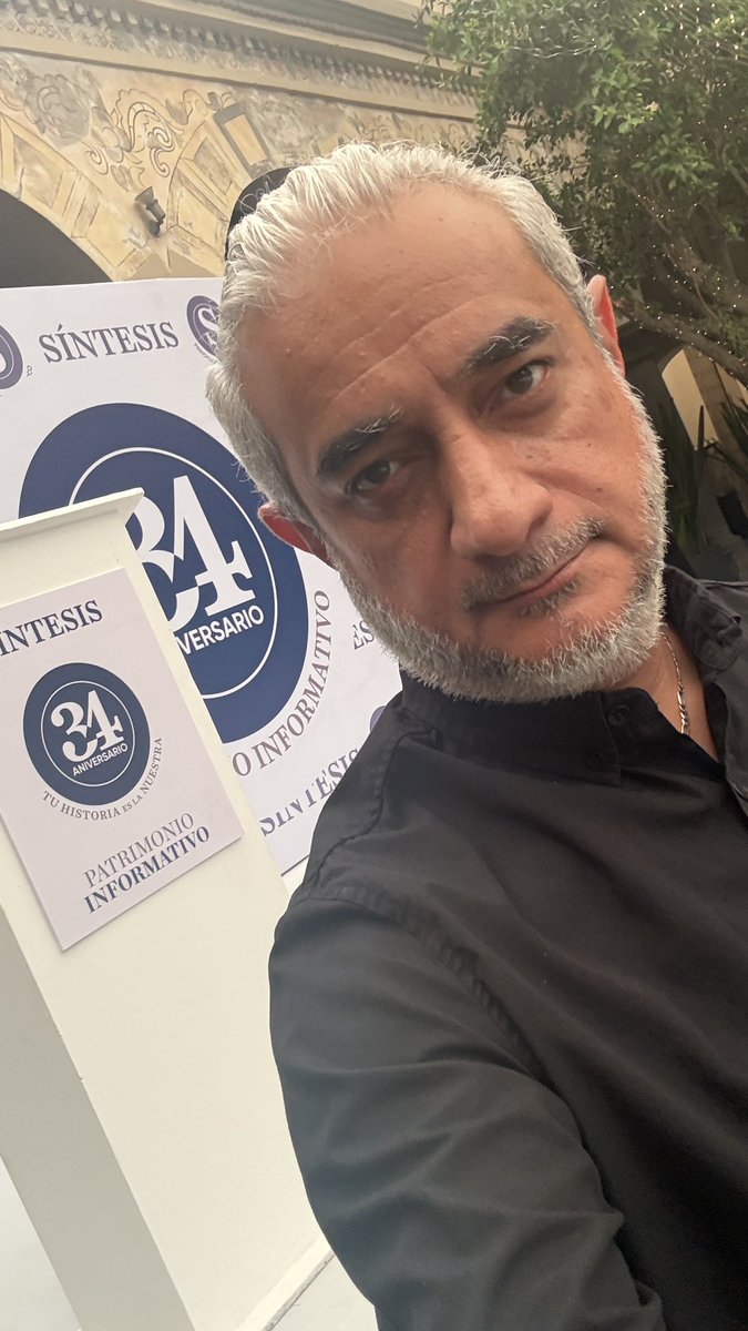 OmarEspinosaLoc's tweet photo. 🎙️ Así, algo de mi participación como maestro de ceremonias, en el 34 aniversario de Periódico @SintesisMexico @sintesisweb 
#PatrimonioInformativo https://t.co/0d0PFM4HHO
