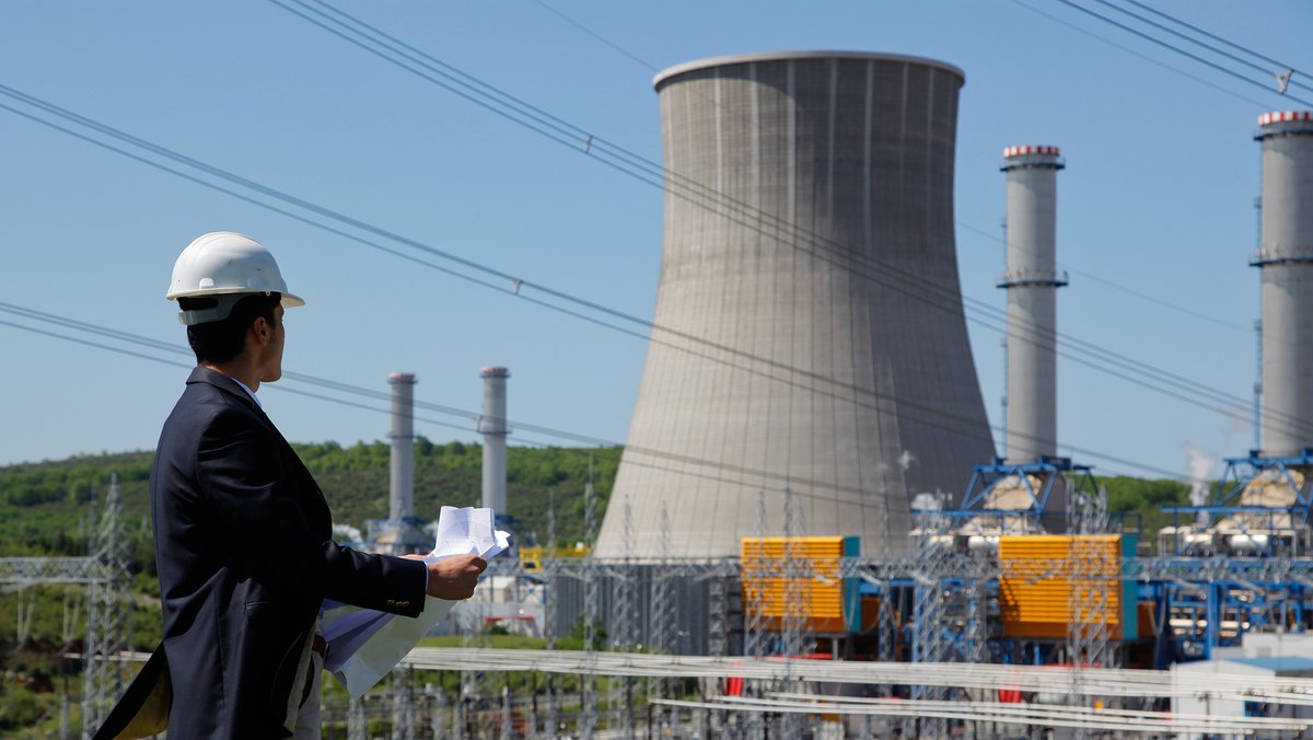 TAMUEngineering's tweet photo. Texas A&amp;M researchers are bridging AI and nuclear engineering with AROMA‑GPT — a physics‑informed, human‑in‑the‑loop AI assistant that provides real‑time insight to support safer, smarter operation of advanced nuclear reactors. ☢️🤖

🔗 https://t.co/yTC6E8aLAs https://t.co/UqUJsIEoQD