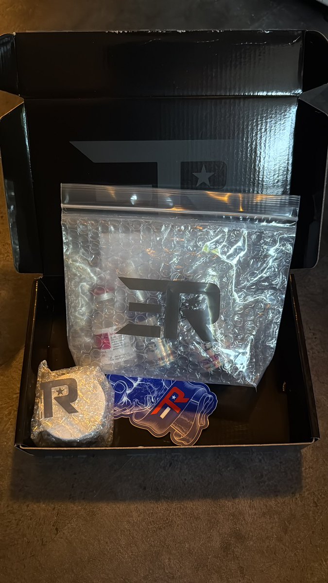 CatlikeLantern's tweet photo. Always excited to get an order from Elite Research. 

@freedooksX https://t.co/a4jLiv2WYE