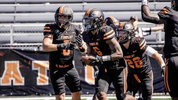 J4yyyy2's tweet photo. After a conversation with @CoachRidings I’m Thankful to announce my second offer from Findlay university
@CoachSchon 
@CoachSchmittUF 
@ChazLumpkinUF https://t.co/MLr8F3EQvi