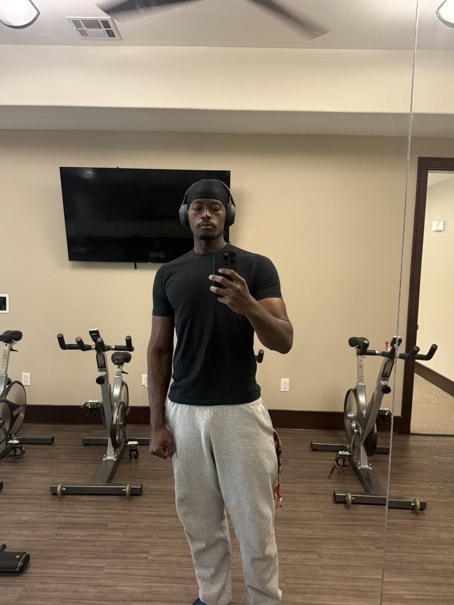 JonnyBlue___'s tweet photo. Yes sir gotta hop in the forward motion 📍 https://t.co/465cN5wjK7