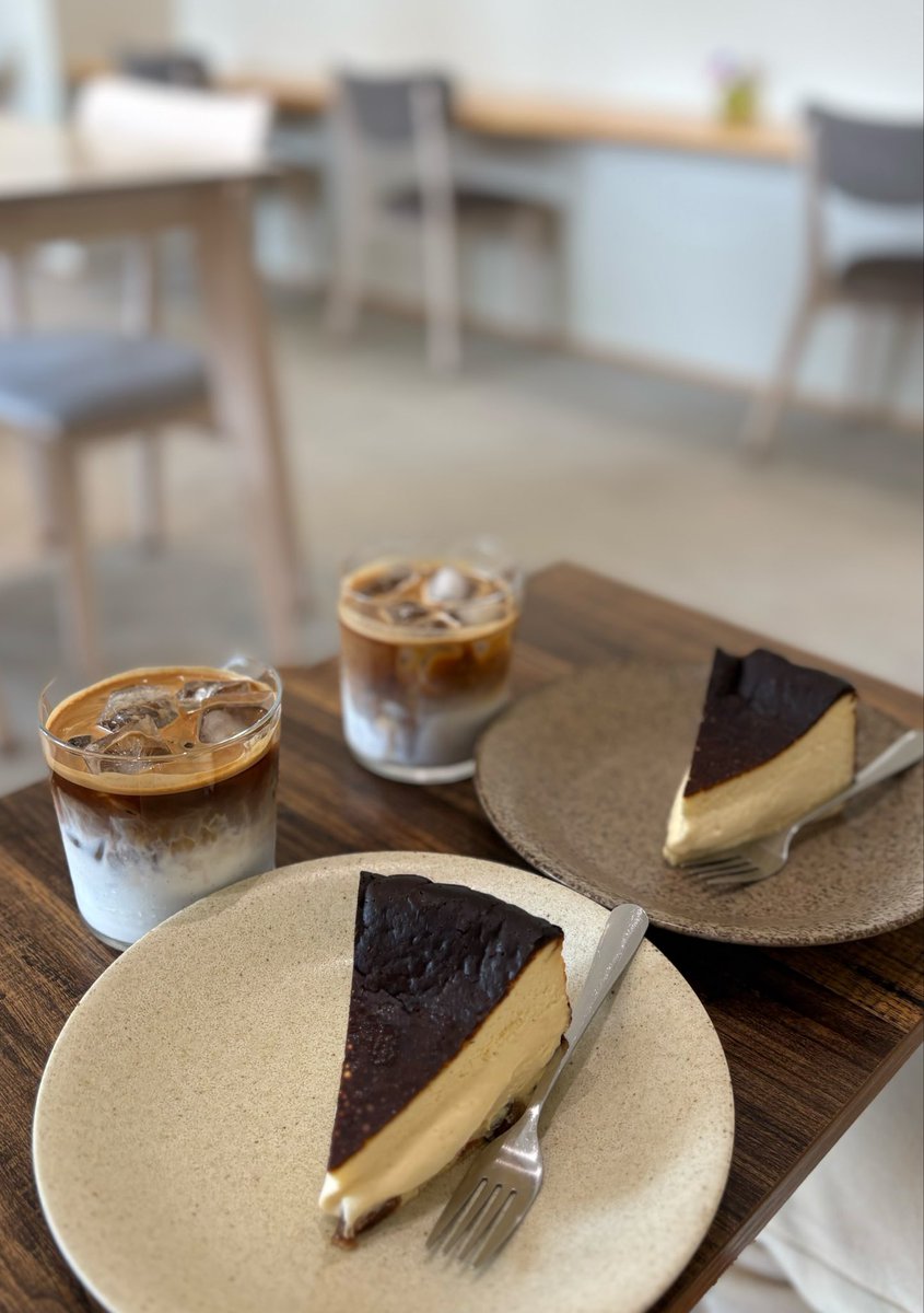 merumerumerumex's tweet photo. 今日はカフェ活☕️🤎

期間限定チーズケーキ🧀🧁ෆ

うまスンギ૮꒰ ⸝⸝ɞ̴̶̷ ⤙ ɞ̴̶̷⸝⸝ ꒱ა https://t.co/66PnBjobmW