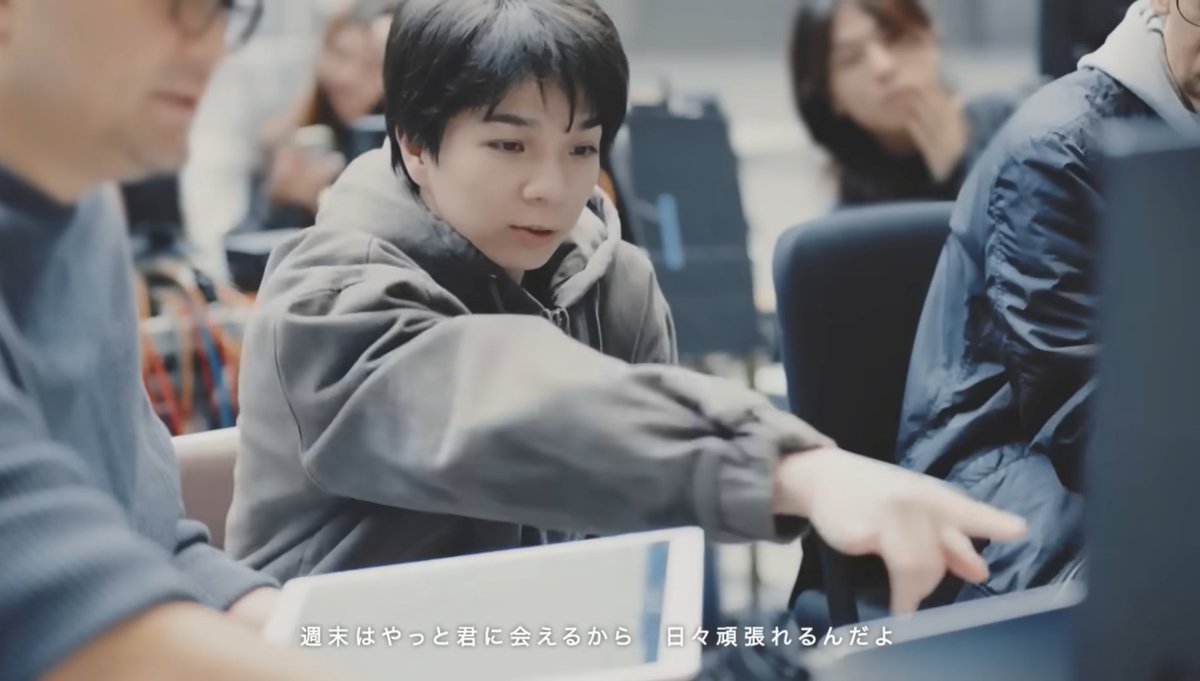 あやすけ tweet media