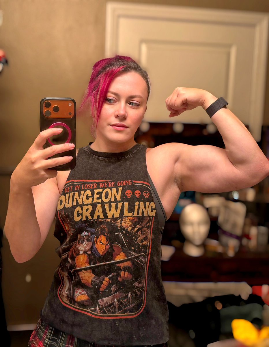 ClaireMax's tweet photo. Get in, loser https://t.co/6FvkeQs66A
