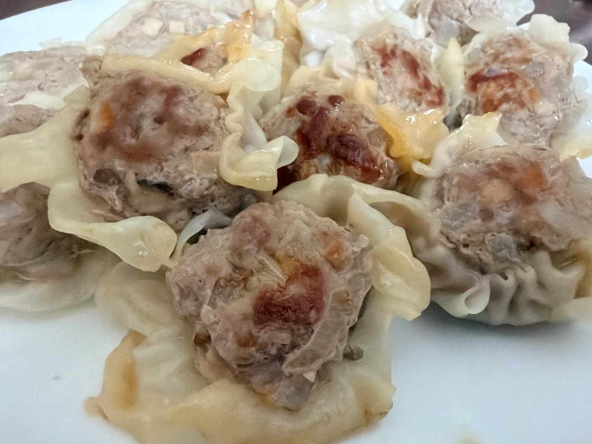 raynyan_7's tweet photo. 最近ハマりつつある料理🍳
包まないお手軽焼売作った(•ㅂ•)و

#れいのりょーり https://t.co/SBkdRXGEKm