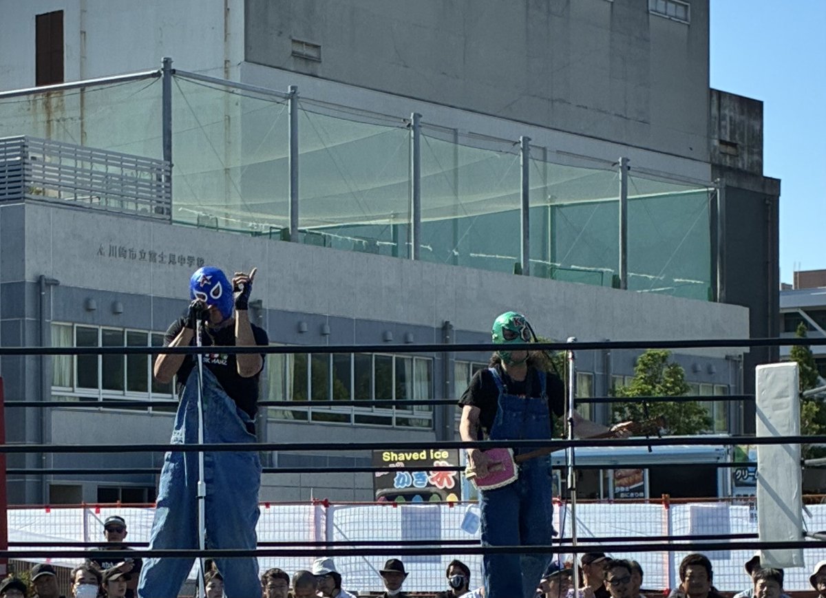 igahardcore's tweet photo. マスクマンズのライブ

#FMWE https://t.co/N3y1ROYXyp