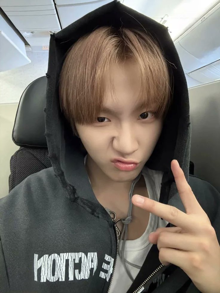 soon-to-be woonhak / wuangi : stb 🤓🔥 tweet media