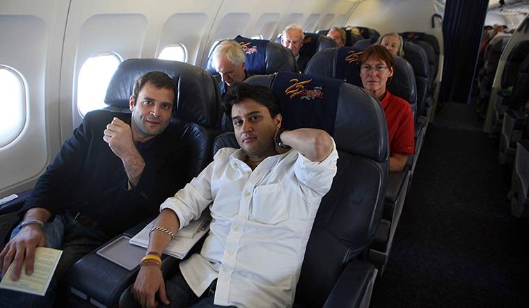 RevivalIntelX's tweet photo. Jyotiraditya Scindia has bright future in MP as CM..

He should come back , where he belongs … https://t.co/rDM1GkOFT6