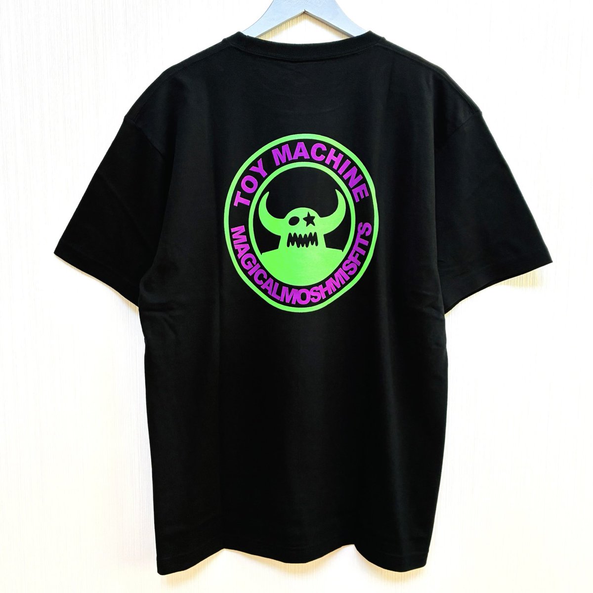 BREEDJAPAN's tweet photo. MxMxMならではなDOKU配色が目を引く、スペシャルなアイテムです💚💜

#MxMxM #magicalmoshmisfits #toymachine #breed_japan https://t.co/RIt09oTzAZ