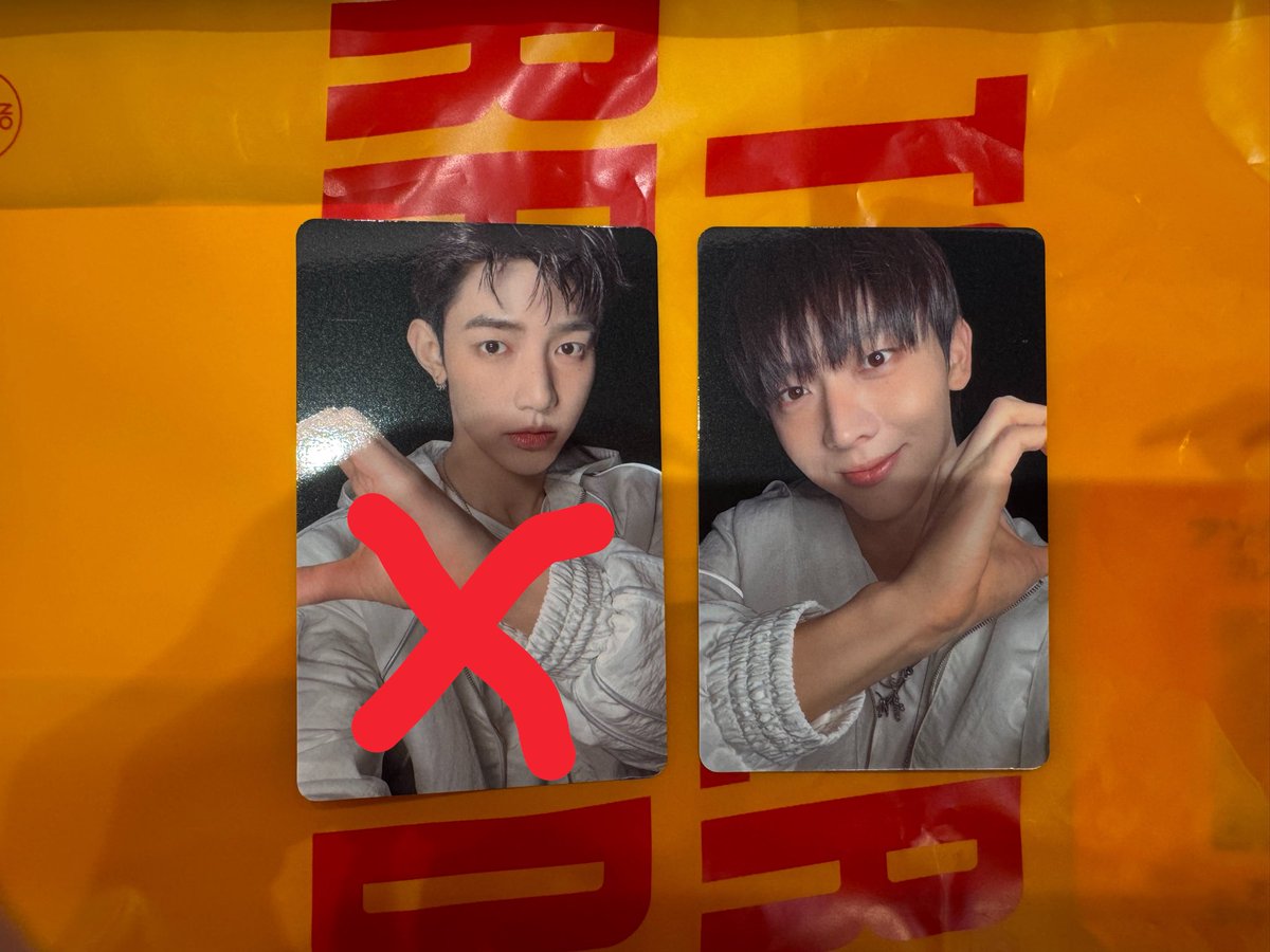 peach__s2's tweet photo. AND2BLE and2ble 交換 特典トレカ  封入トレカ　1st Mini ALBUM [Sequence 01: Curiosity]タワレコ渋谷

求:ユジン 異種可
(現在、リプに続く画像のものを特に求めてます)

譲:スンオン、リッキー

現在渋谷におります
現地交換優先です

 #and2ble      #and2ble交換 https://t.co/ClmmekoWu9
