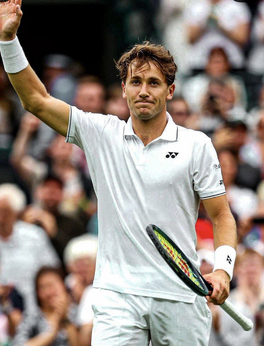 nolefams's tweet photo. .@CasperRuud98 please save tennis our king https://t.co/yd08kQ1PP4