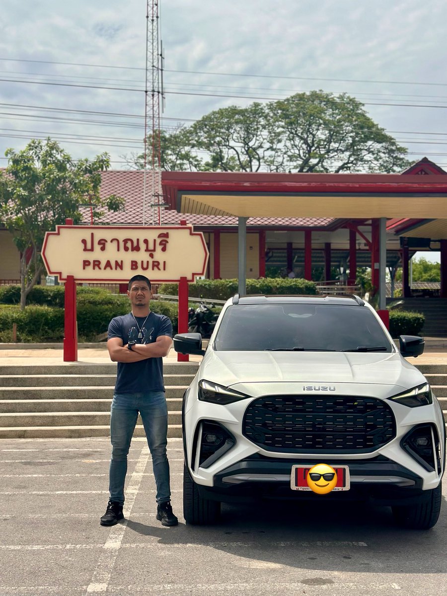 CHANONP8's tweet photo. หล่อไม��มาก ท่ายากไม่มี แต่พาไปได้ทุกที่ครับ 😎 https://t.co/m7s99WBP8K