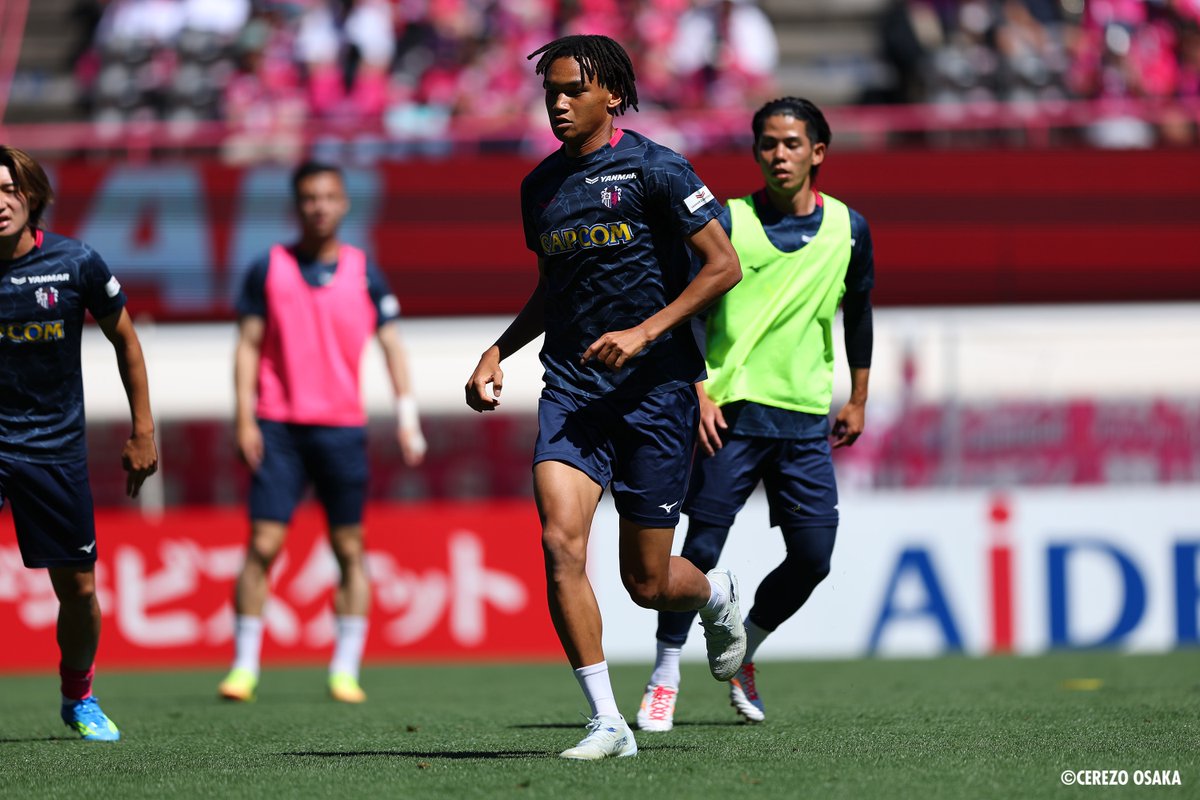 crz_official's tweet photo. ／
5/30（土） #FC東京 戦
＼

まもなく、15:00キックオフです⚽️
百年構想リーグ最後のホームゲームに熱いご声援をよろしくお願いします📣🌸

#ハシダ技研工業サポーティングマッチ
#セレッソ大阪 https://t.co/VlsirDEMsS
