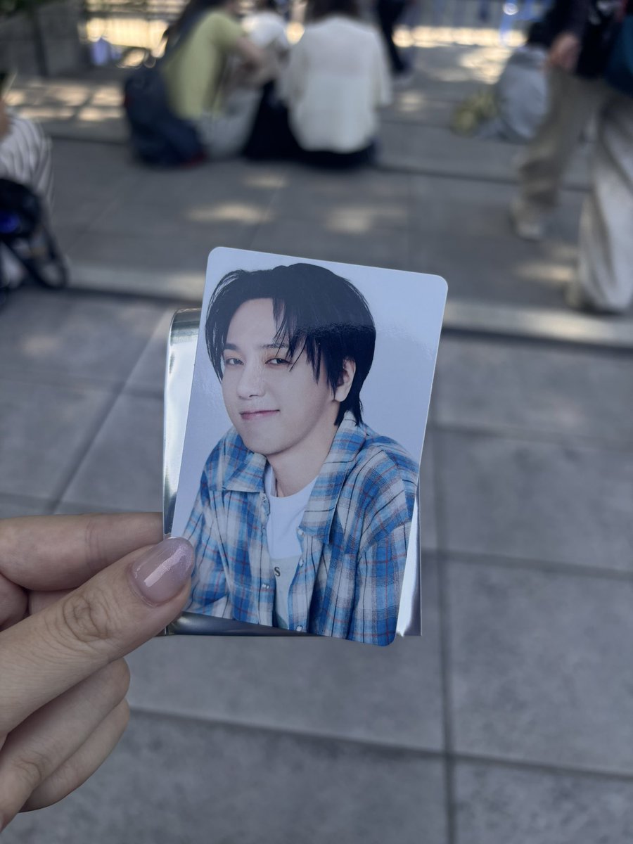 misa15215's tweet photo. イェソン グッズ 交換

譲:画像のトレカ

求:画像2枚目の上段の右から2番目

本日会場での手渡し交換希望
現在、グッズ販売の階段付近におります。

お気軽にお声掛けくださいm(_ _)m

 #イェソン交換 https://t.co/kDVhd8KSZM