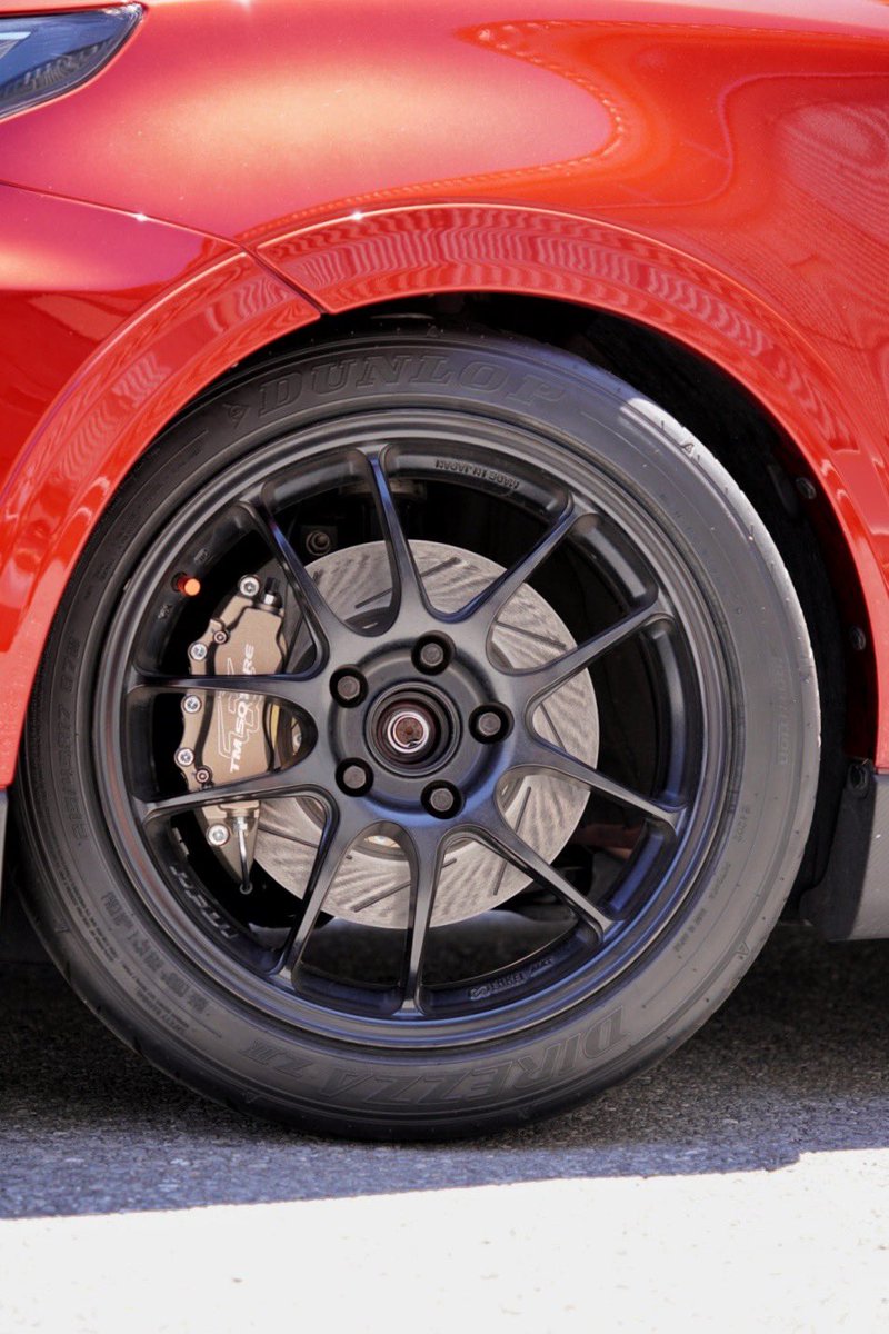 performance_fac's tweet photo. スイフトスポーツ ZC33S 
TM-SQUARE ブレーキ キャリパー KIT 

サーキットでタイムを狙い続けるオーナー様が次のステップに進むために選ばれたアイテムです

ブラケット一体式キャリパー
削り出し異径4POTピストン
300mm2ピースローター

来月のAPITサーキットチャレンジ頑張ってください🙌 https://t.co/czAixjpVIC