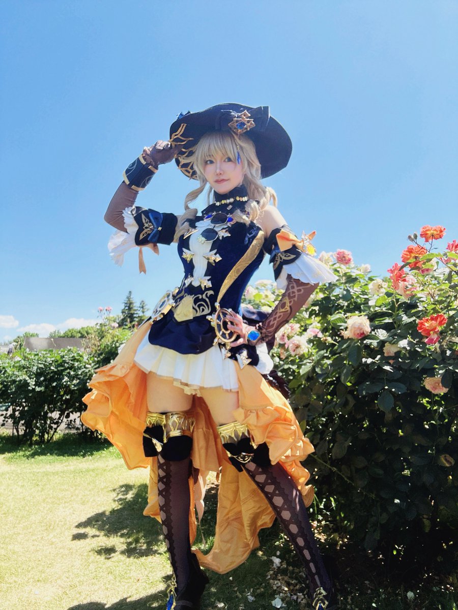maritouken's tweet photo. cos
薔薇園でナヴィアお嬢！🥀

#GenshinImpact #Navia https://t.co/uF6TxSs1Uj