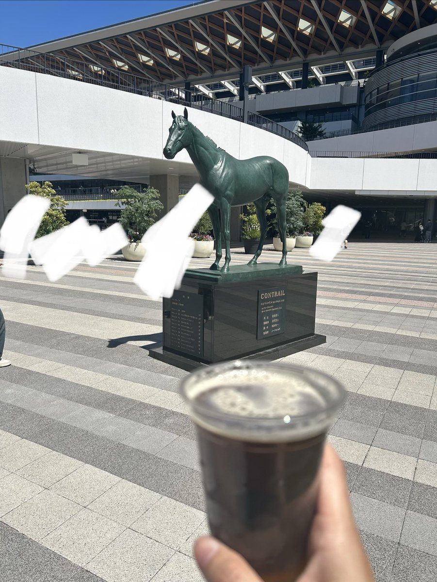 granew10's tweet photo. プボみのあるビールを飲んでいる https://t.co/2X3KQeFzsF