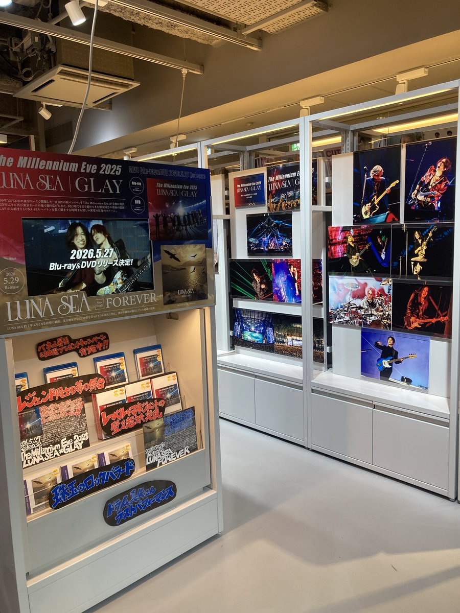 see1988's tweet photo. 渋谷のミレイヴ巡り✨
#LUNASEA 
#GLAY 
#TheMillenniumEve2025 https://t.co/FJqZIk5kRZ