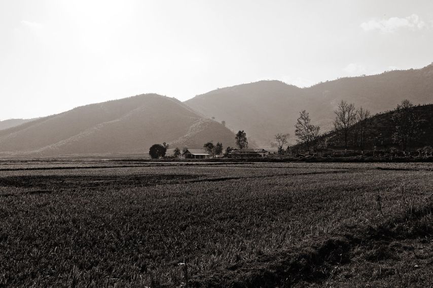 forgottenwarpod's tweet photo. How do you feed a massive army when standard lines of communication are at their limit? In our new episode, we look at the innovative farming on the Imphal Plain, where 800 farmers grew vegetables & much more to sustain hundreds of thousands of troops. #WWII #MilitaryLogistics #History