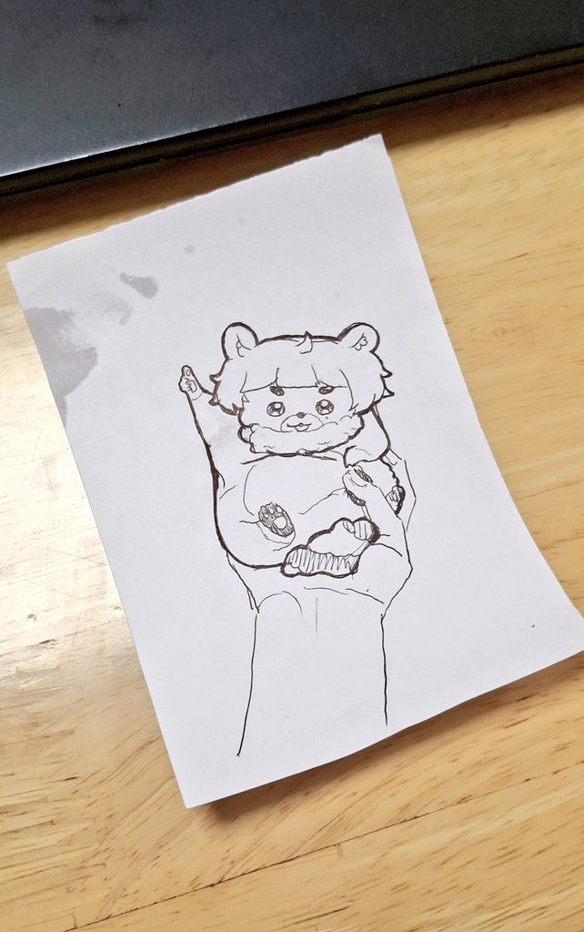 beardoor_'s tweet photo. 뱃살에 찍을까.. 따봉에 찍을까..🤔 https://t.co/jQ0lzp7JKa