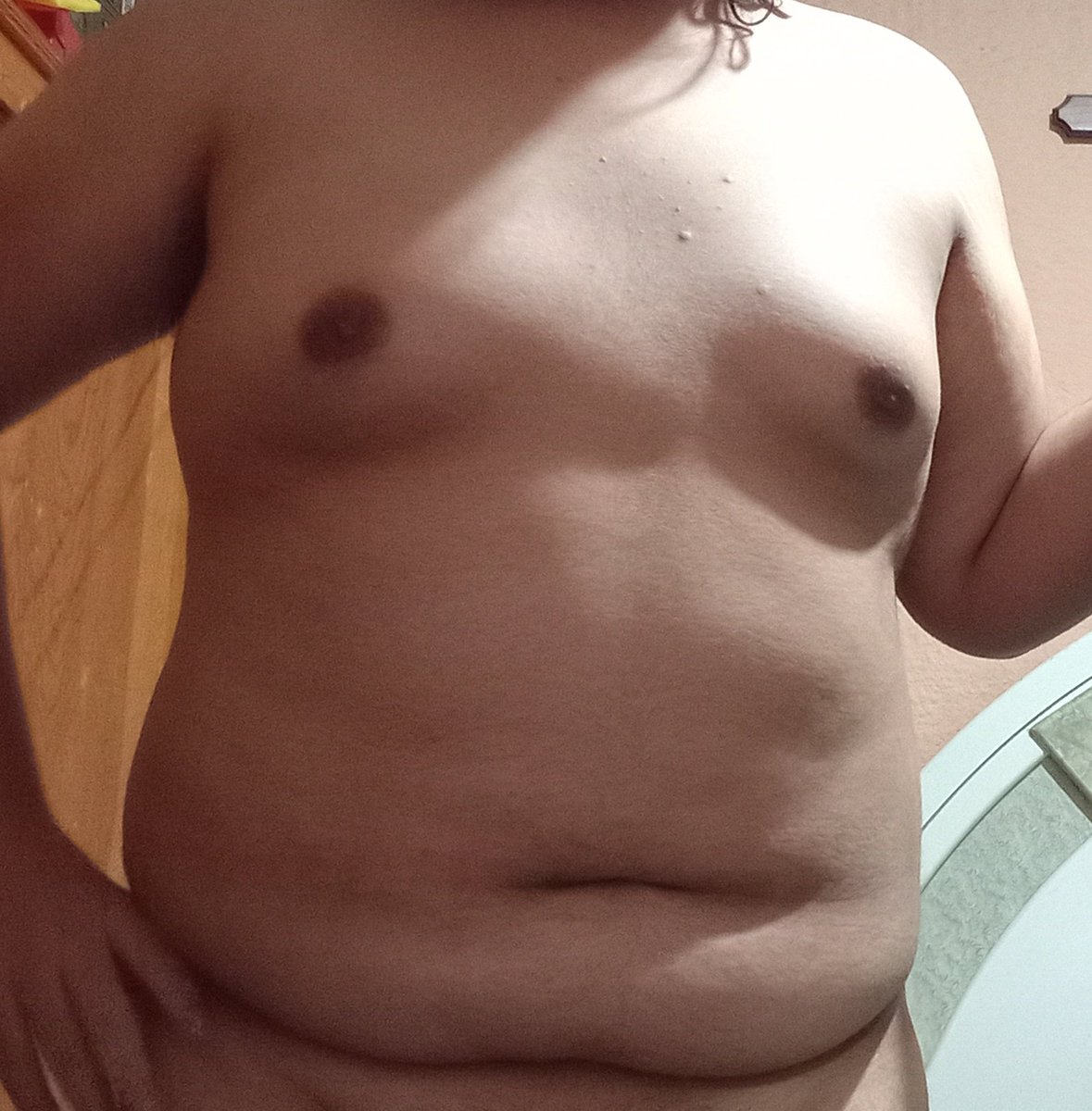 nikootrs4's tweet photo. Si soi gordito JAJSJJA aki está la prueba busco amigos y así ehh hablenme por cierto tengo 13 años https://t.co/kUMh86GeDM
