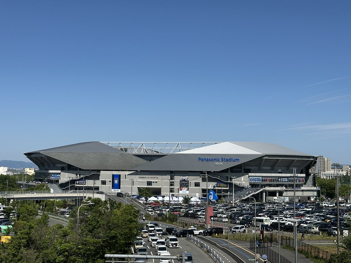 SkyBlue_478's tweet photo. パナソニックスタジアム吹田に着きました！
百年構想リーグ総合9位獲得のためにも、まずはプレーオフラウンドの前半戦、リードして終わりましょう！
#verdy 
#東京ヴェルディ https://t.co/f8aIaG9Yy6