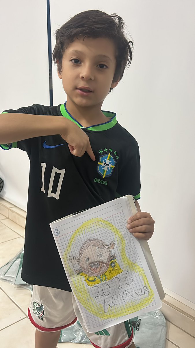 omar_cargo's tweet photo. @neymarjr 
Saludos desde México 
Soy tu fan . Suerte en el mundial https://t.co/vTsPffLN3O