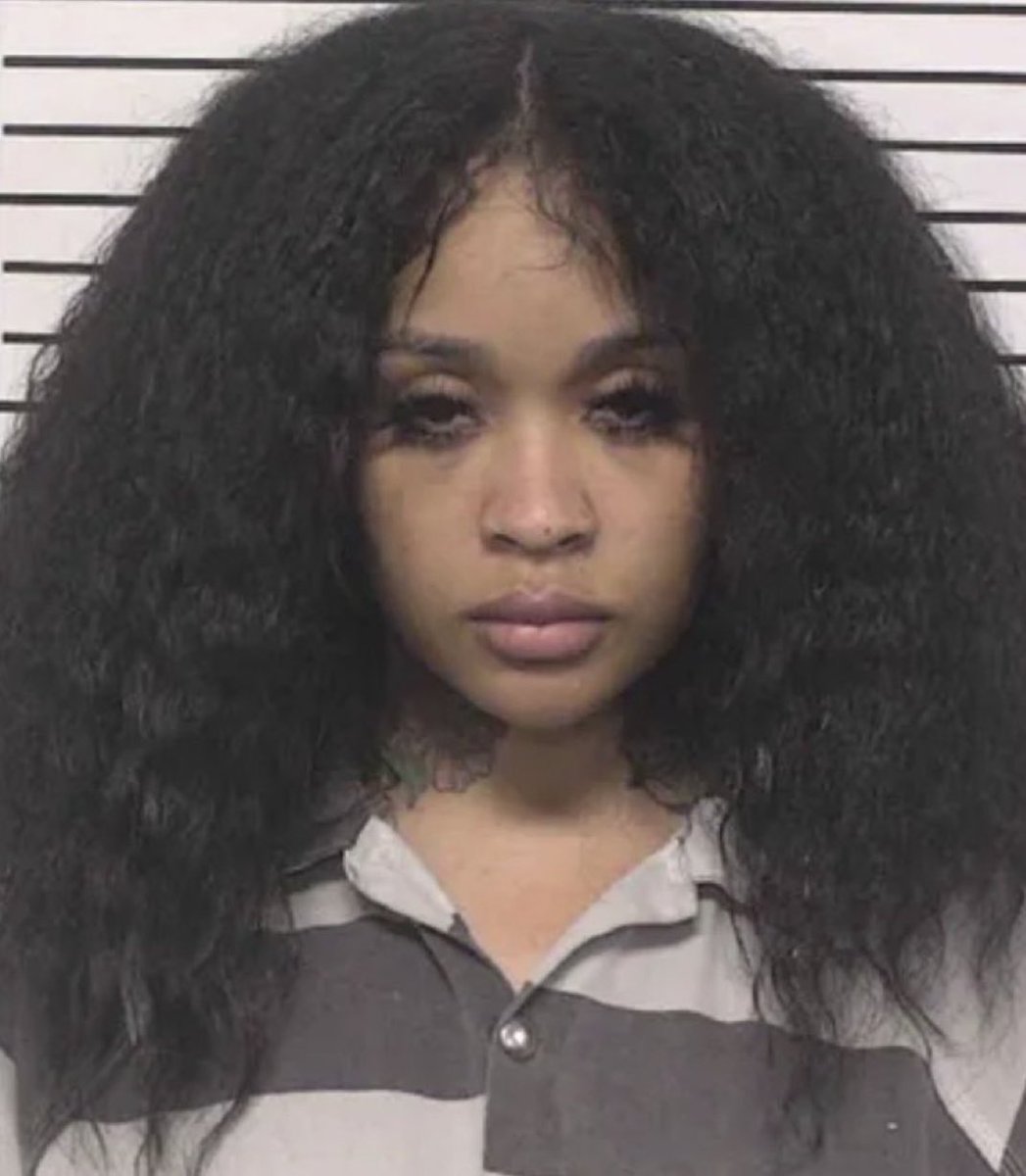 Slide4GAK's tweet photo. FREE ๐ the viral Zeus superstar G.A.K.Trizzy's @GakGonSlide baby momma @realstunnagirl and tell her she need to make a song with the legend @TikTokKilla "Bad Boys and Girls" and then she need to let him stretch them holes fr #ZeusNetworkStars @BadBoys #Baddies #GrownAssKids https://t.co/KMHL7Uzb3G