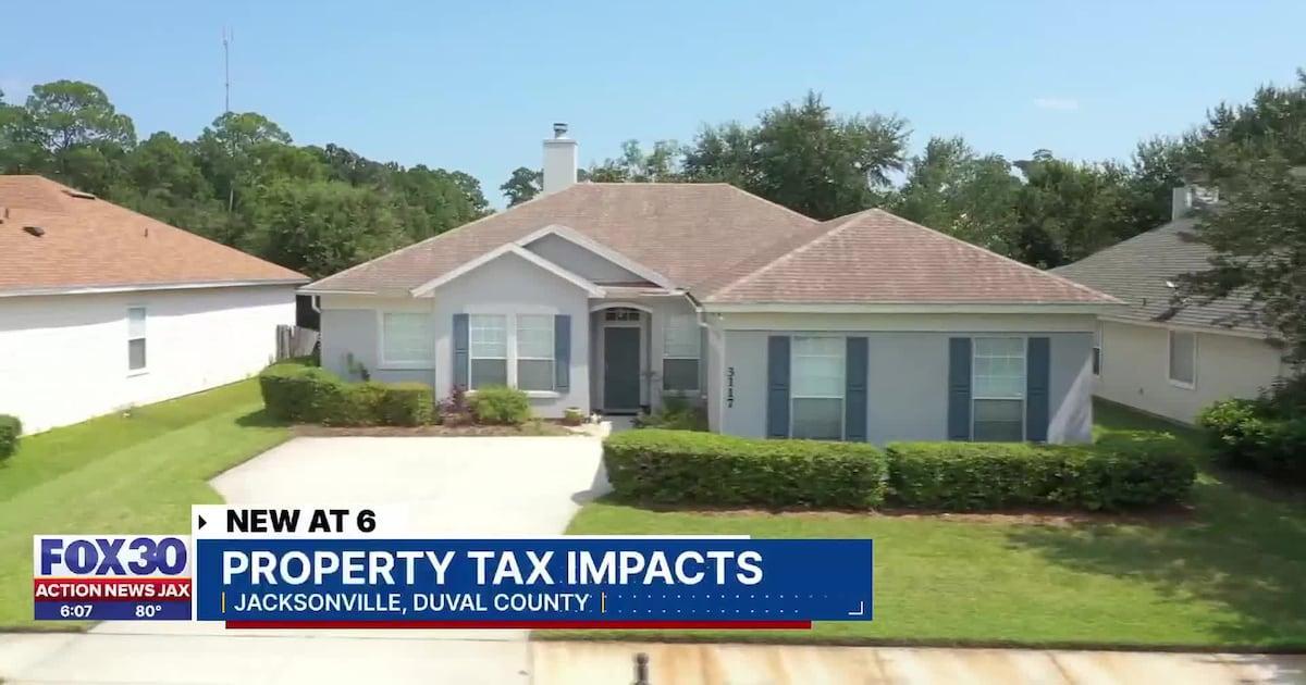 ActionNewsJax's tweet photo. ‘We’re in a pretty scary spot’: Local leaders get glance at impacts of Governor’s property tax plan https://t.co/XJGjsbPtAM https://t.co/uc2604IkZg