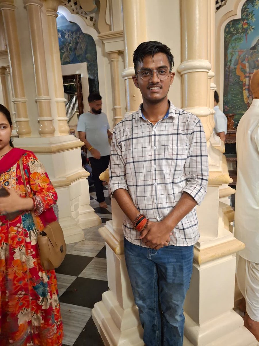 nitin33333r's tweet photo. #ISKCON Temple vrindavan https://t.co/7dVS1mJsEz